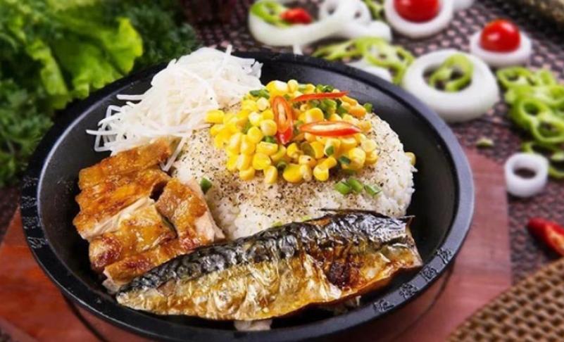 新奥尔良烤肉拌饭